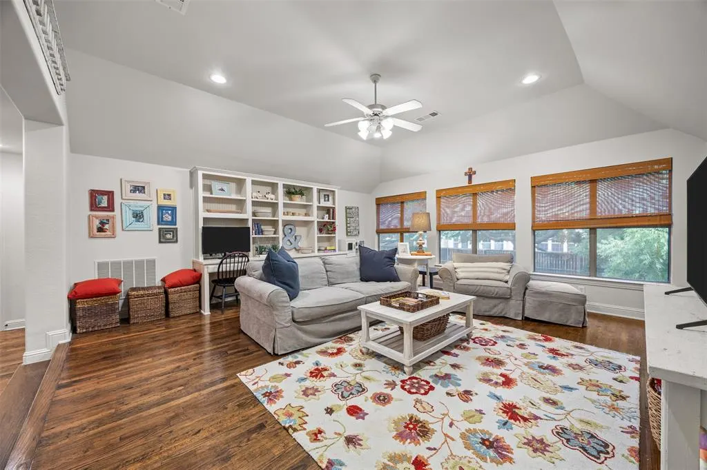 1500 Litchfield Drive