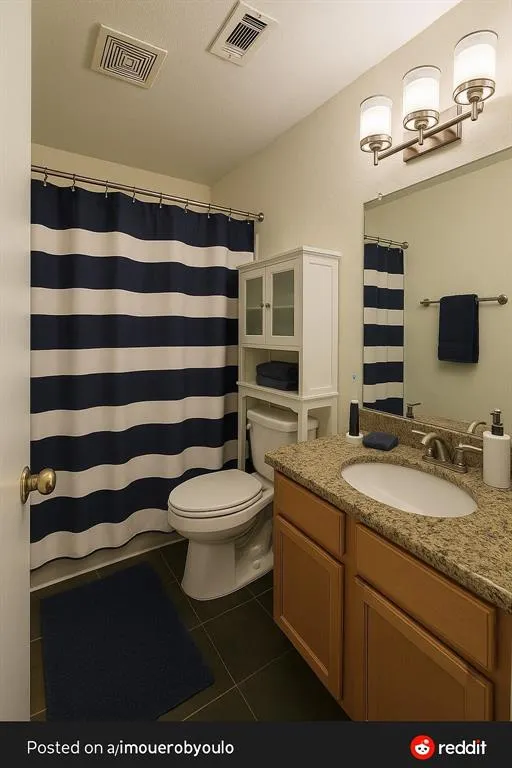 2222 Spruce Circle