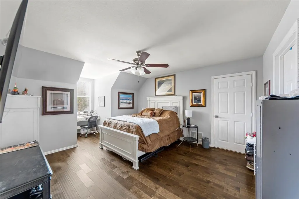 2631 Valley Creek Trail