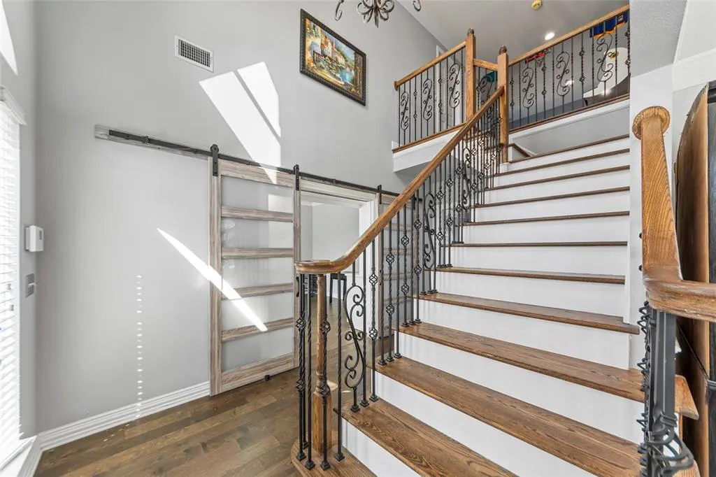 2631 Valley Creek Trail