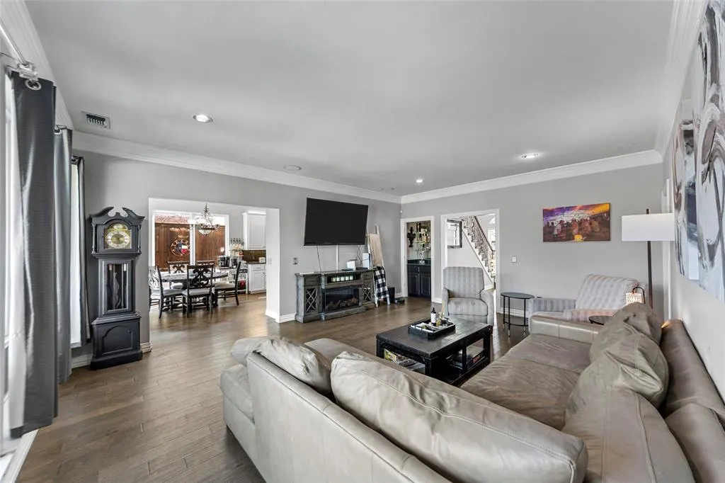2631 Valley Creek Trail