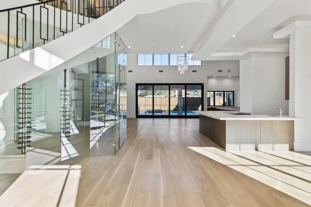 830 Cambridge Drive