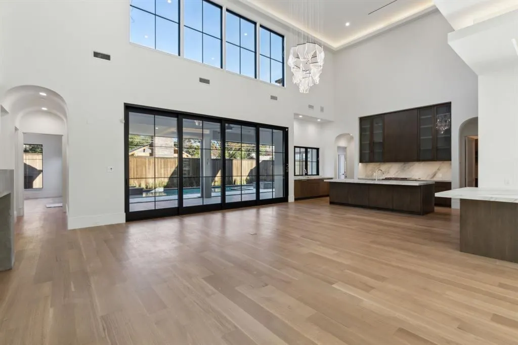 830 Cambridge Drive