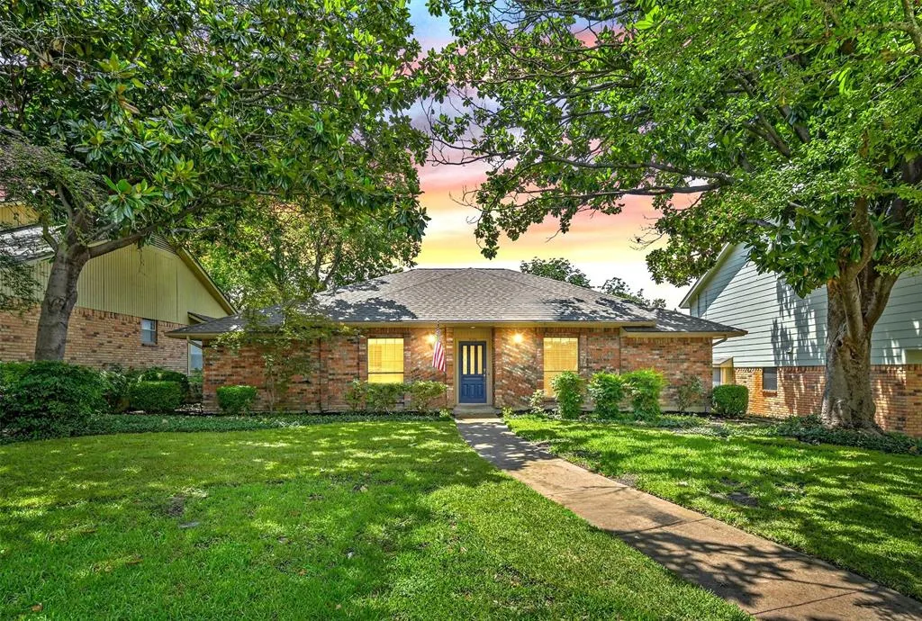 9120 Summer Glen Lane