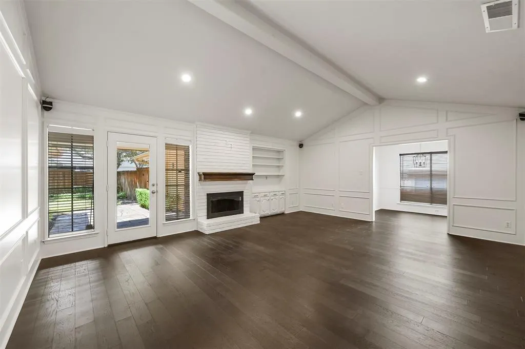 9120 Summer Glen Lane