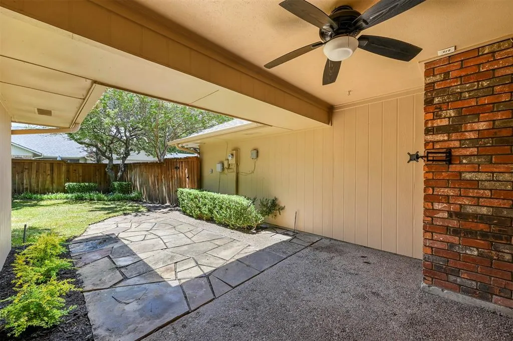 9120 Summer Glen Lane