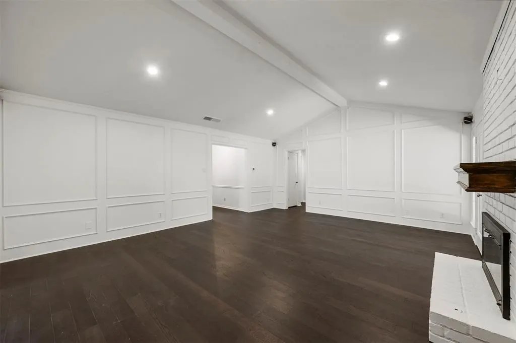 9120 Summer Glen Lane