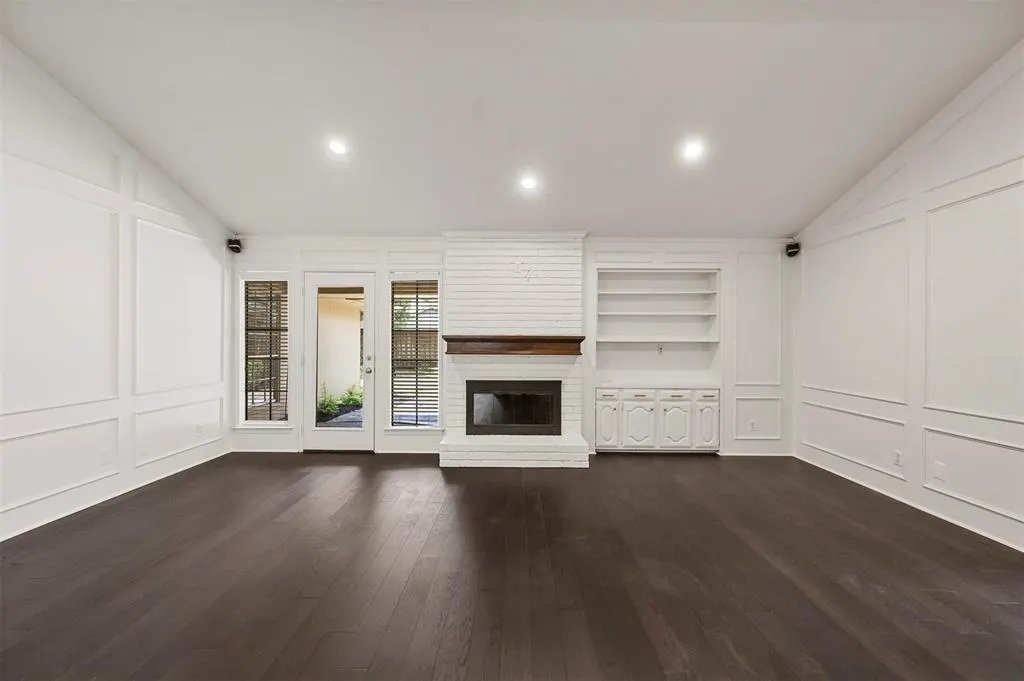 9120 Summer Glen Lane