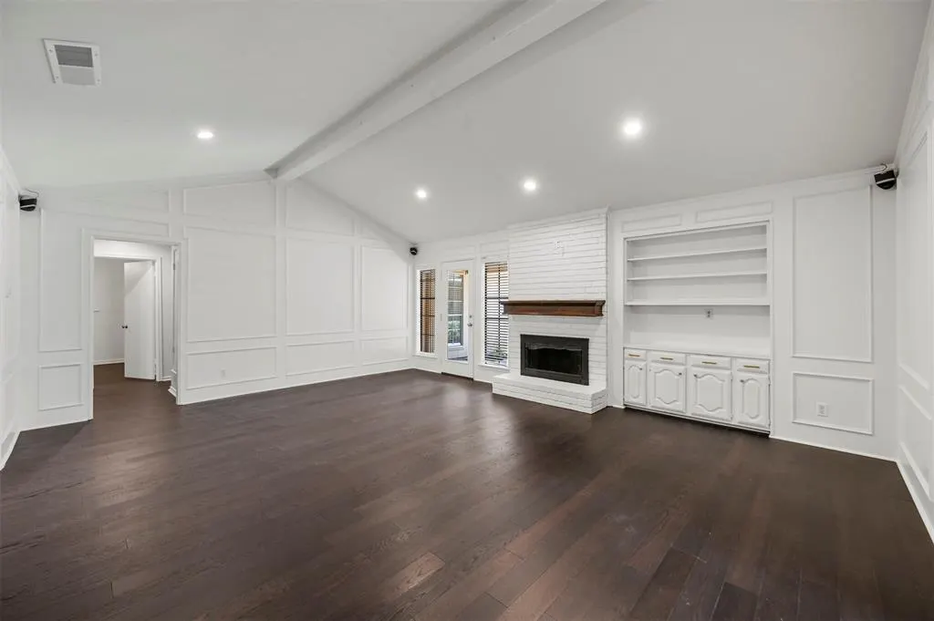 9120 Summer Glen Lane