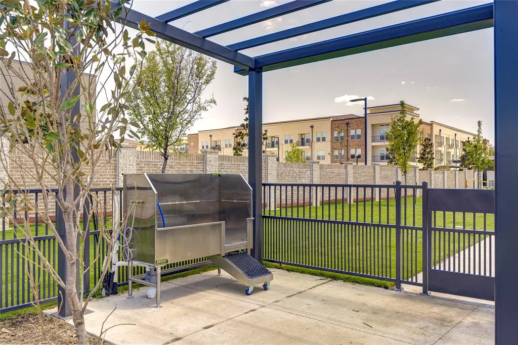 11297 American Elm Way, #14103