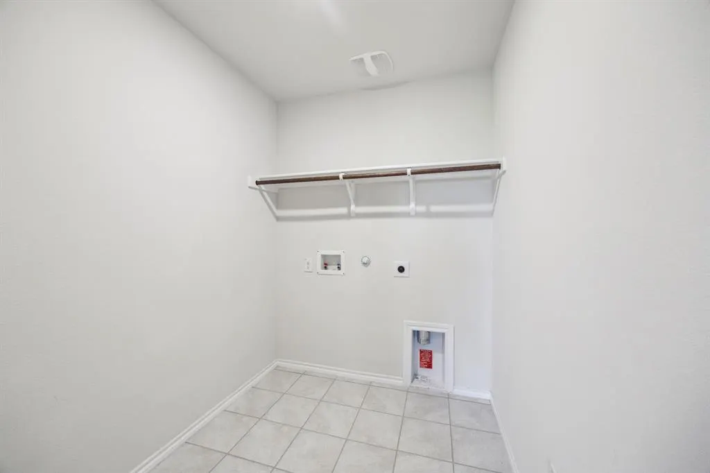 913 Alton Drive