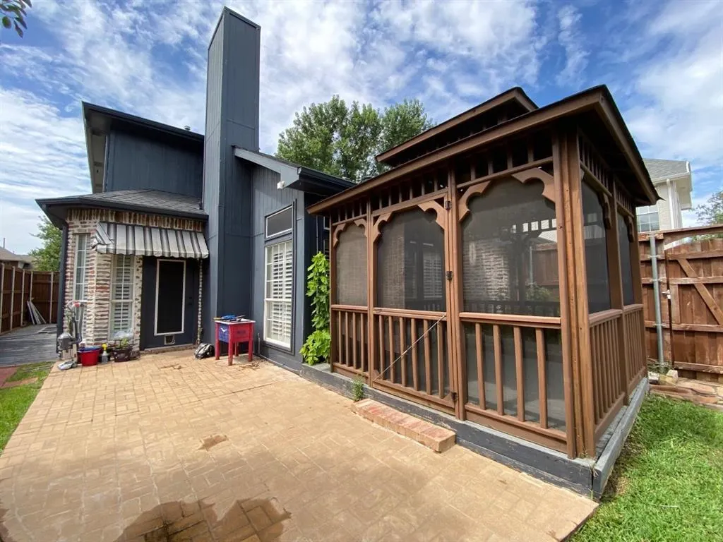 11612 Charlotte Lane
