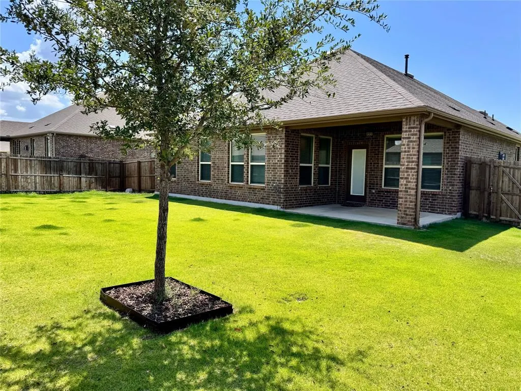 10305 Klondike Lane