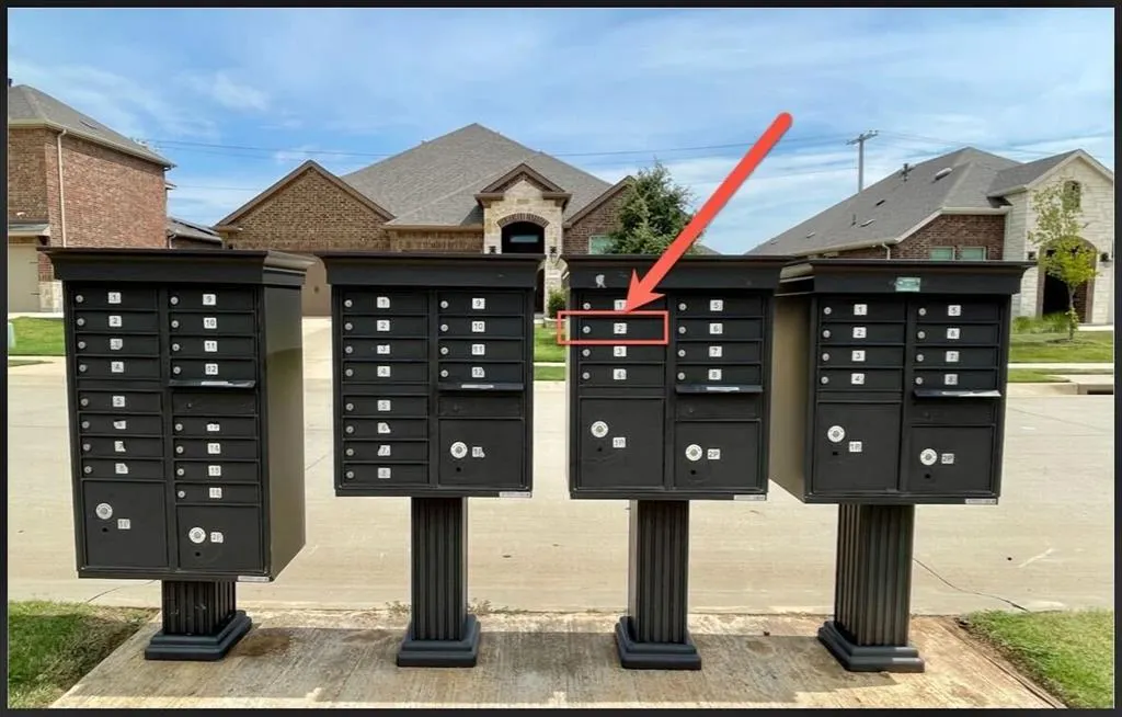 10305 Klondike Lane