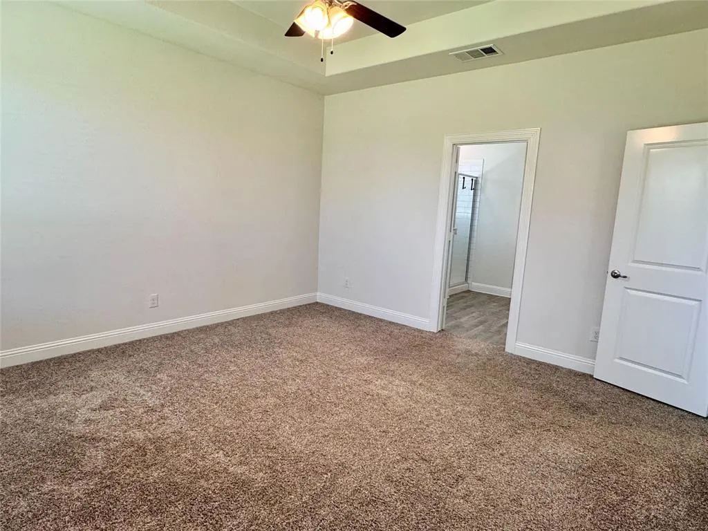 10305 Klondike Lane