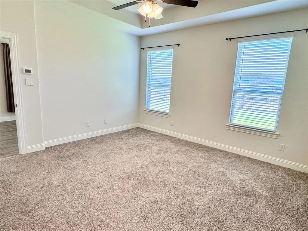 10305 Klondike Lane