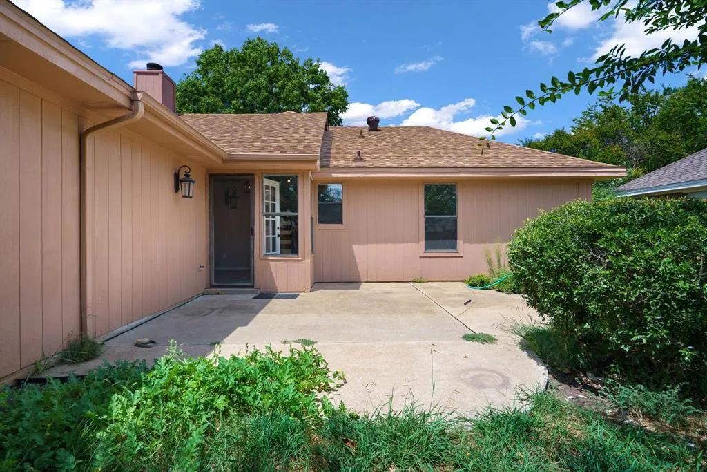 1530 Gardenia Drive