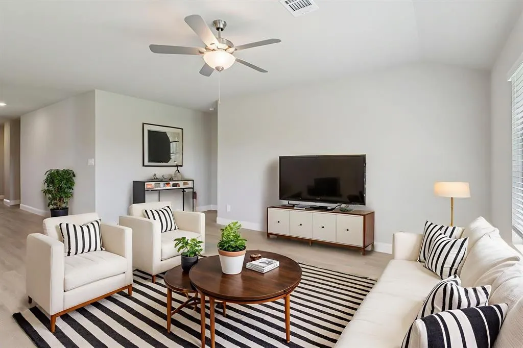 514 Midnight Oak Drive