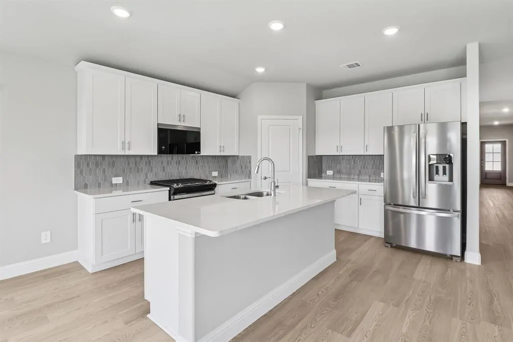 514 Midnight Oak Drive