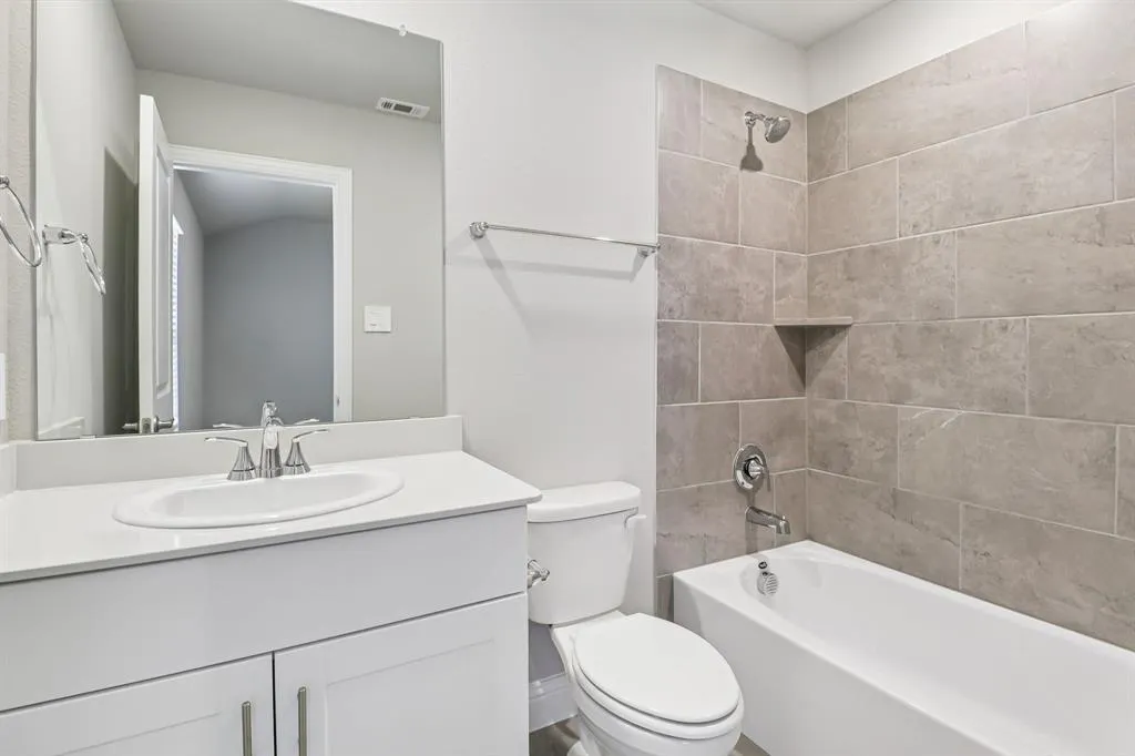 514 Midnight Oak Drive
