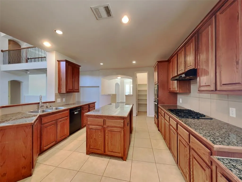 5134 Navajo Drive