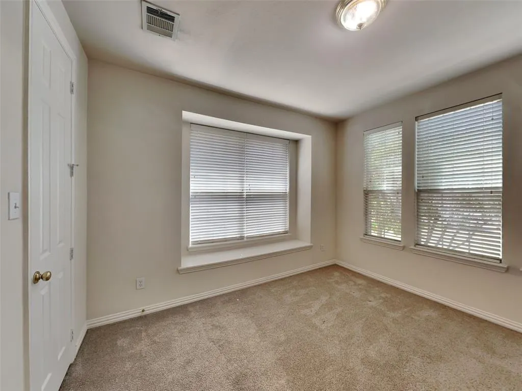 5134 Navajo Drive