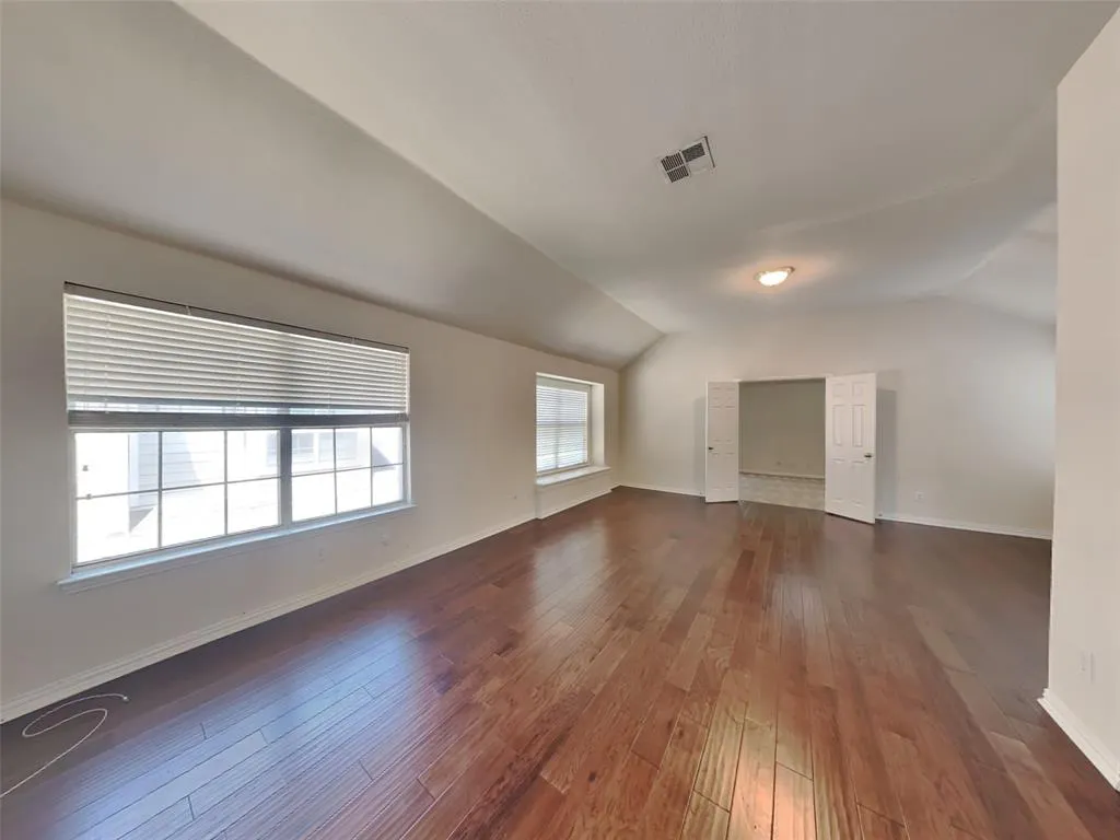5134 Navajo Drive