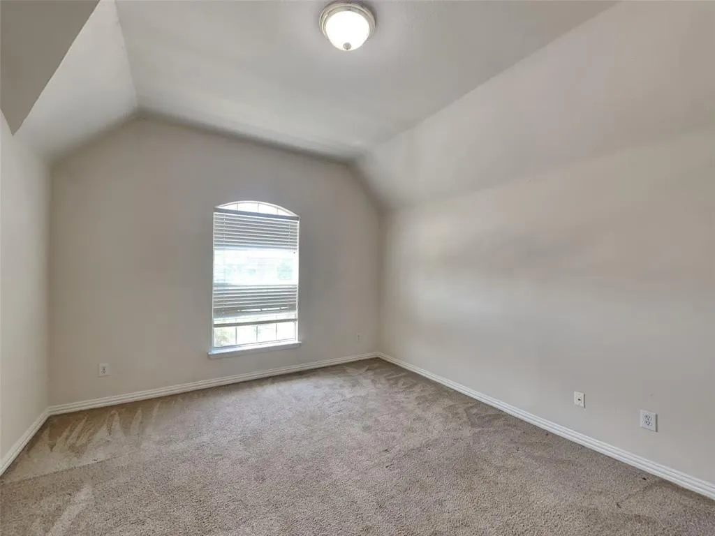 5134 Navajo Drive