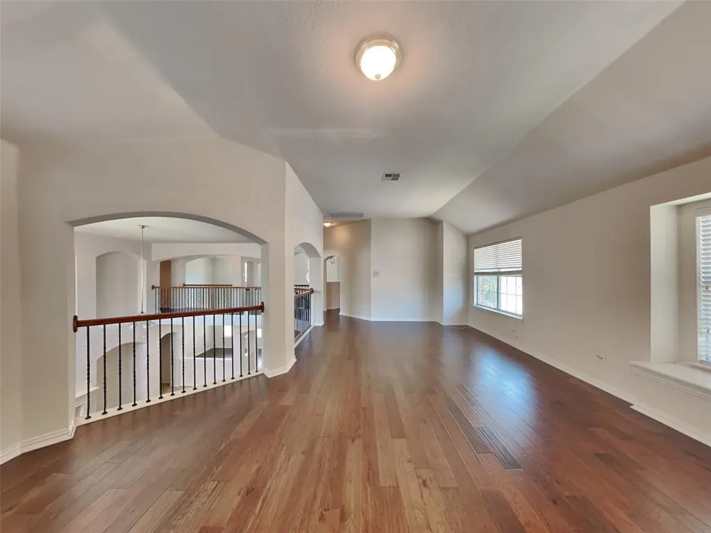5134 Navajo Drive