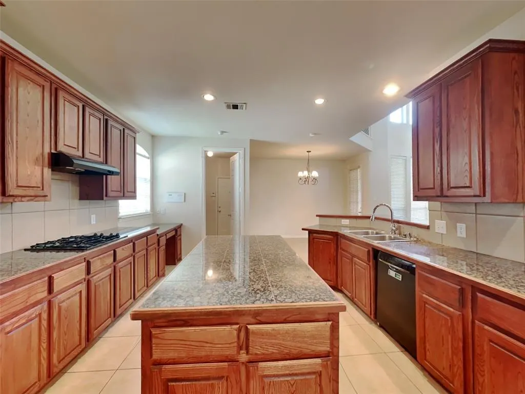 5134 Navajo Drive