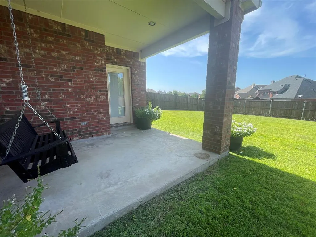 3852 Banner Drive