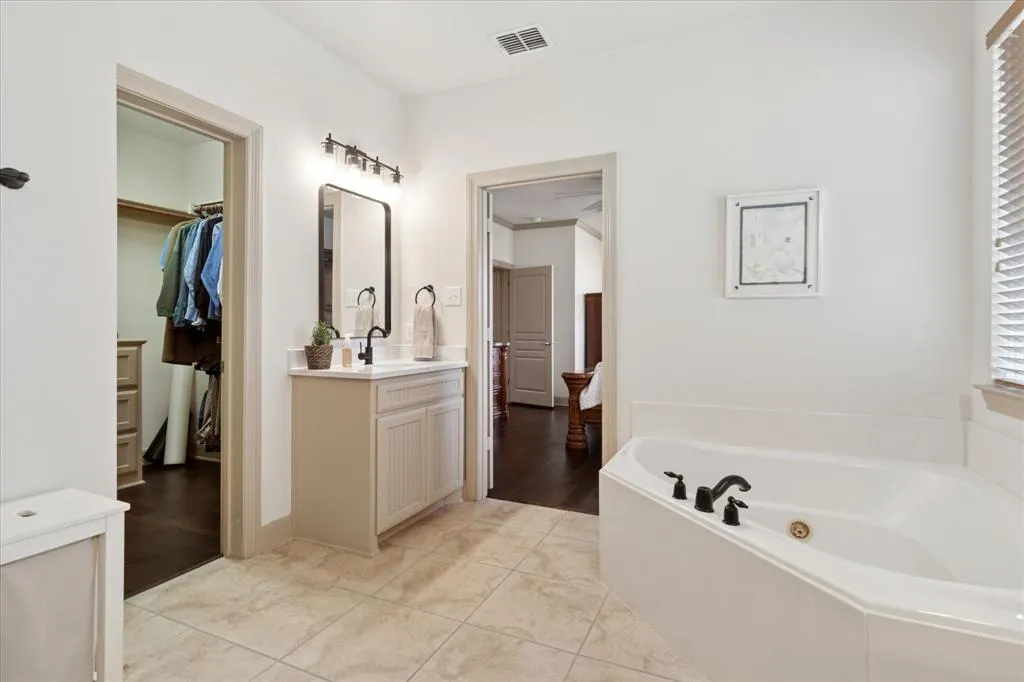 3852 Banner Drive