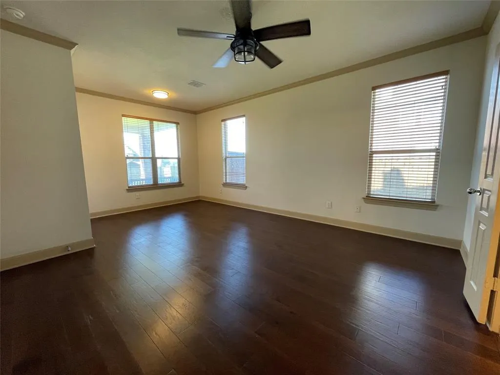 3852 Banner Drive