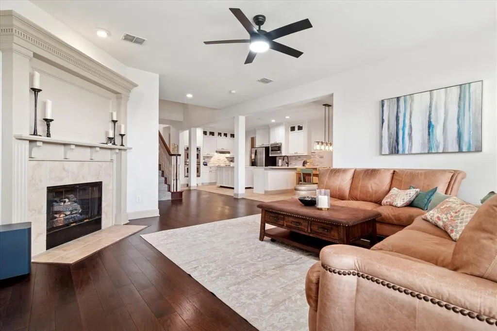 3852 Banner Drive