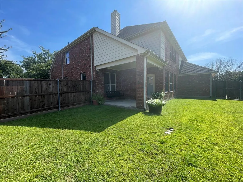 3852 Banner Drive
