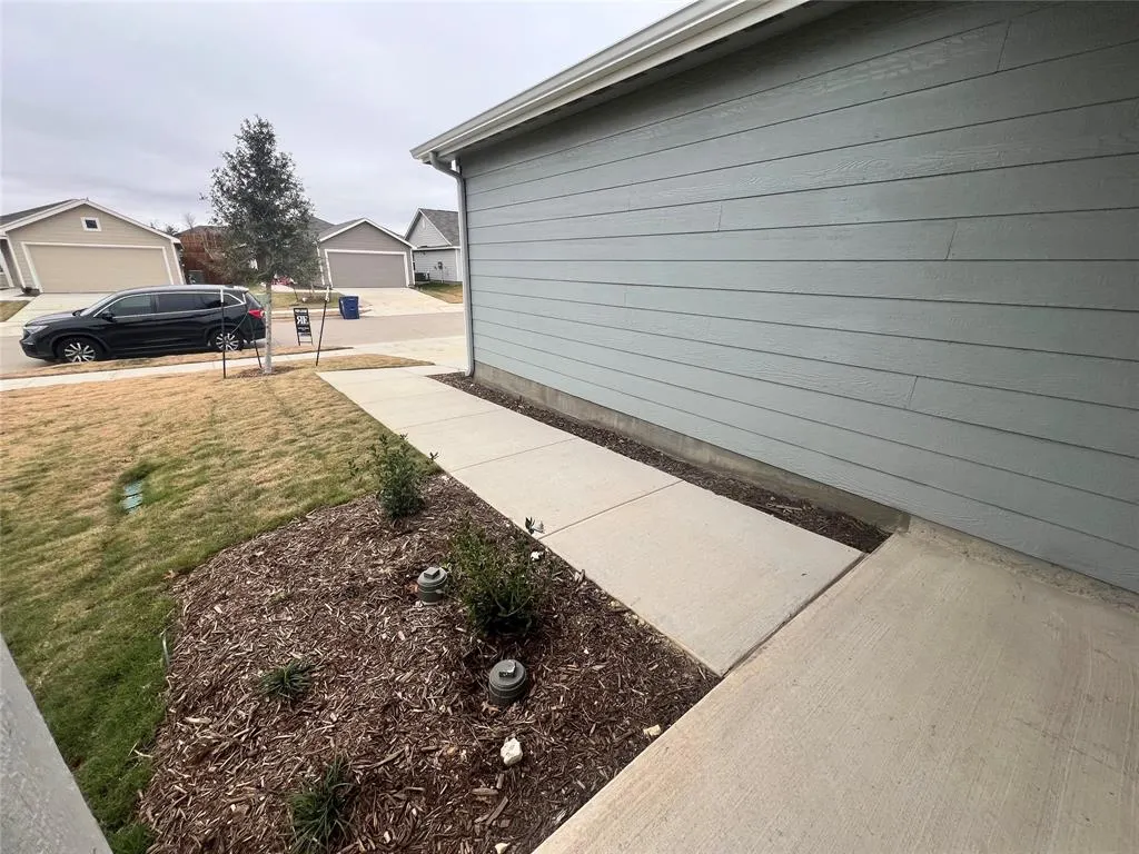 9012 Red Fox Trail