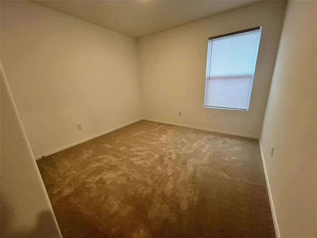 9012 Red Fox Trail