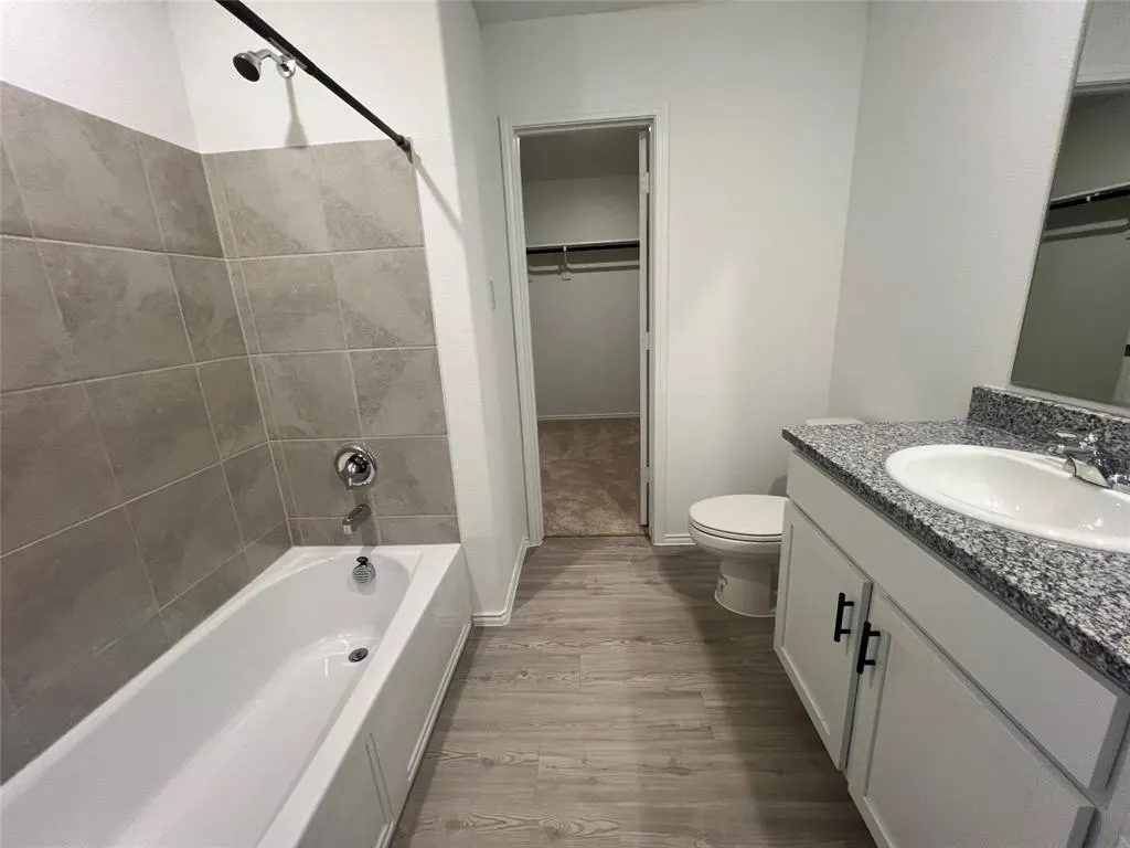 9012 Red Fox Trail