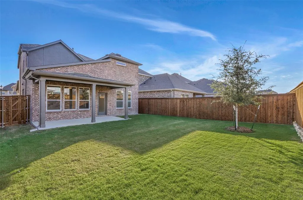320 Willowmore Drive