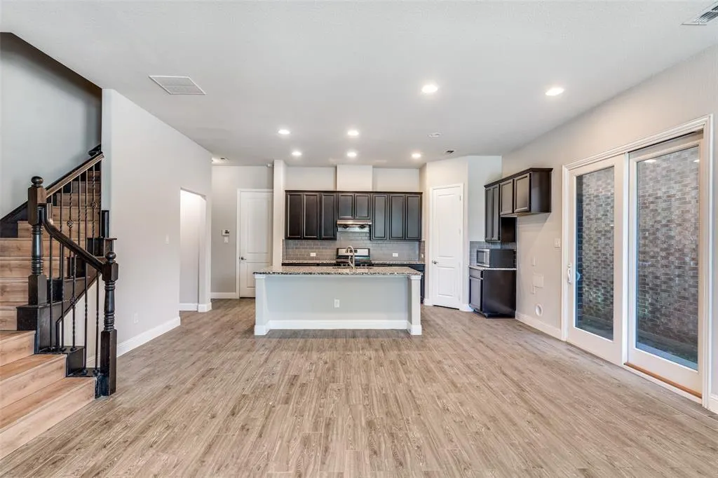 616 Club Drive