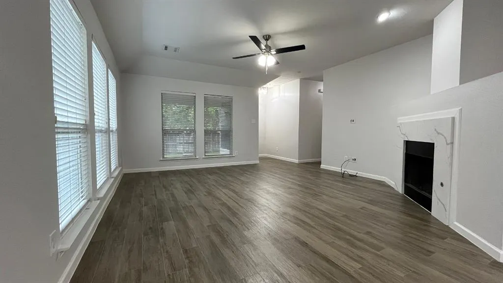 1509 Lacewing Drive