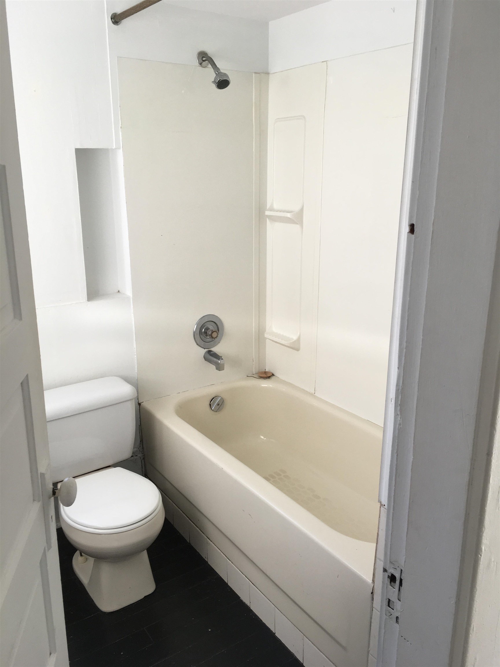648-652 KINGSWAY