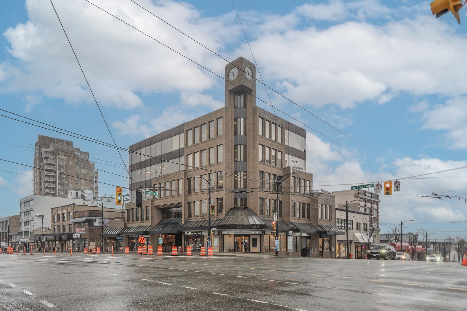 250 1501 W BROADWAY, #250