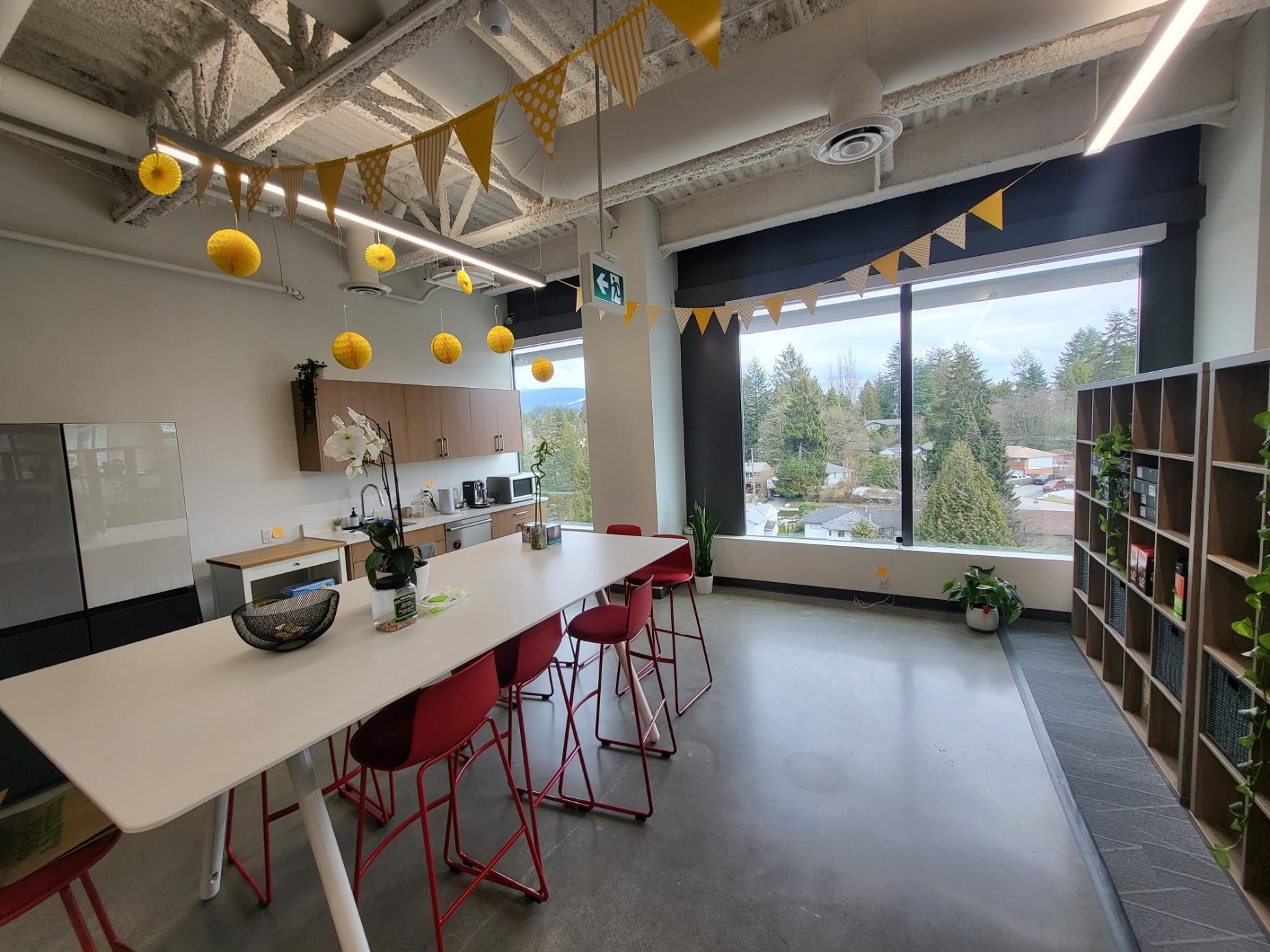 825 220 BREW STREET, #825