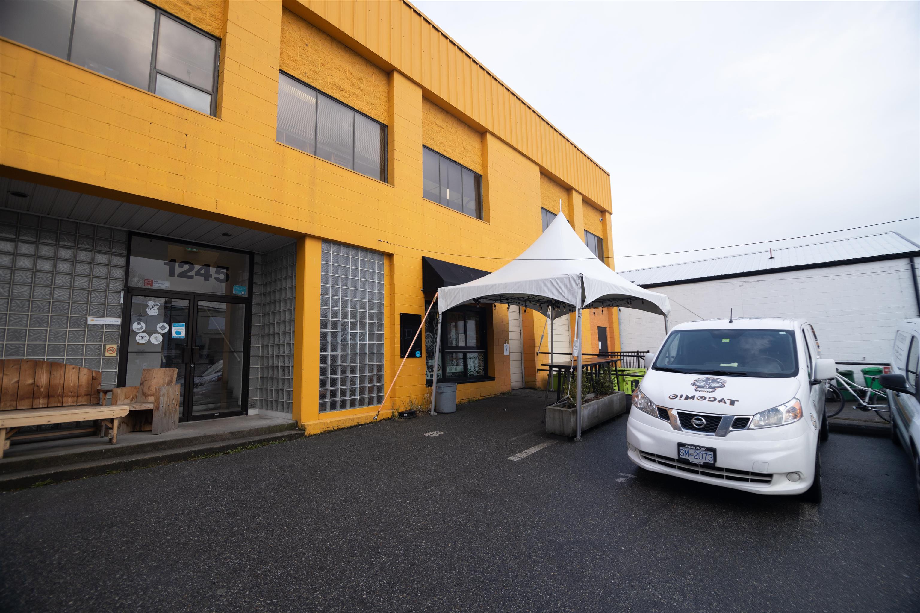 120 1245 GLEN DRIVE, #120