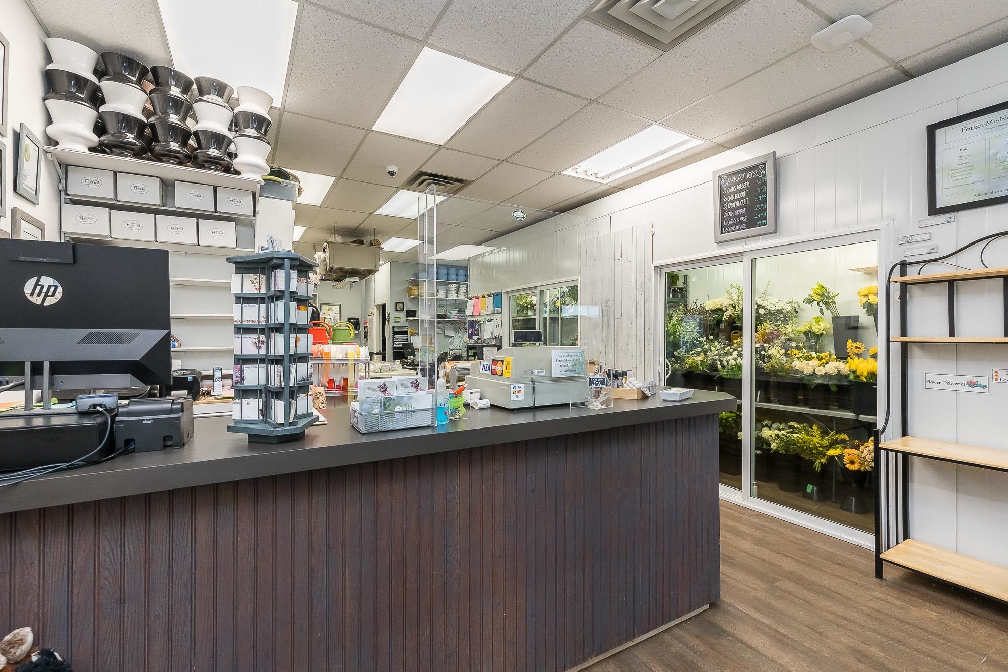 1 32700 GEORGE FERGUSON WAY, #1