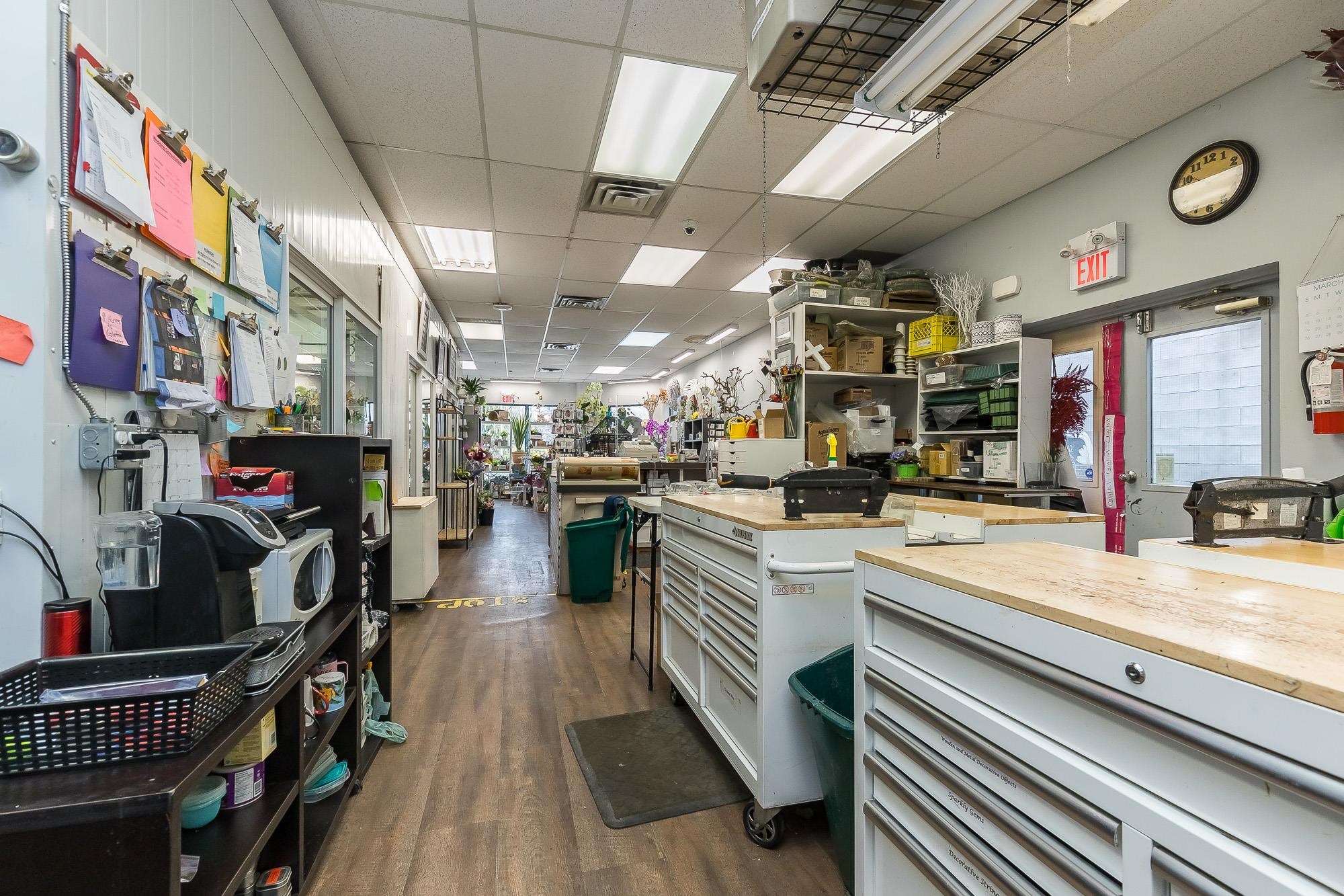 1 32700 GEORGE FERGUSON WAY, #1