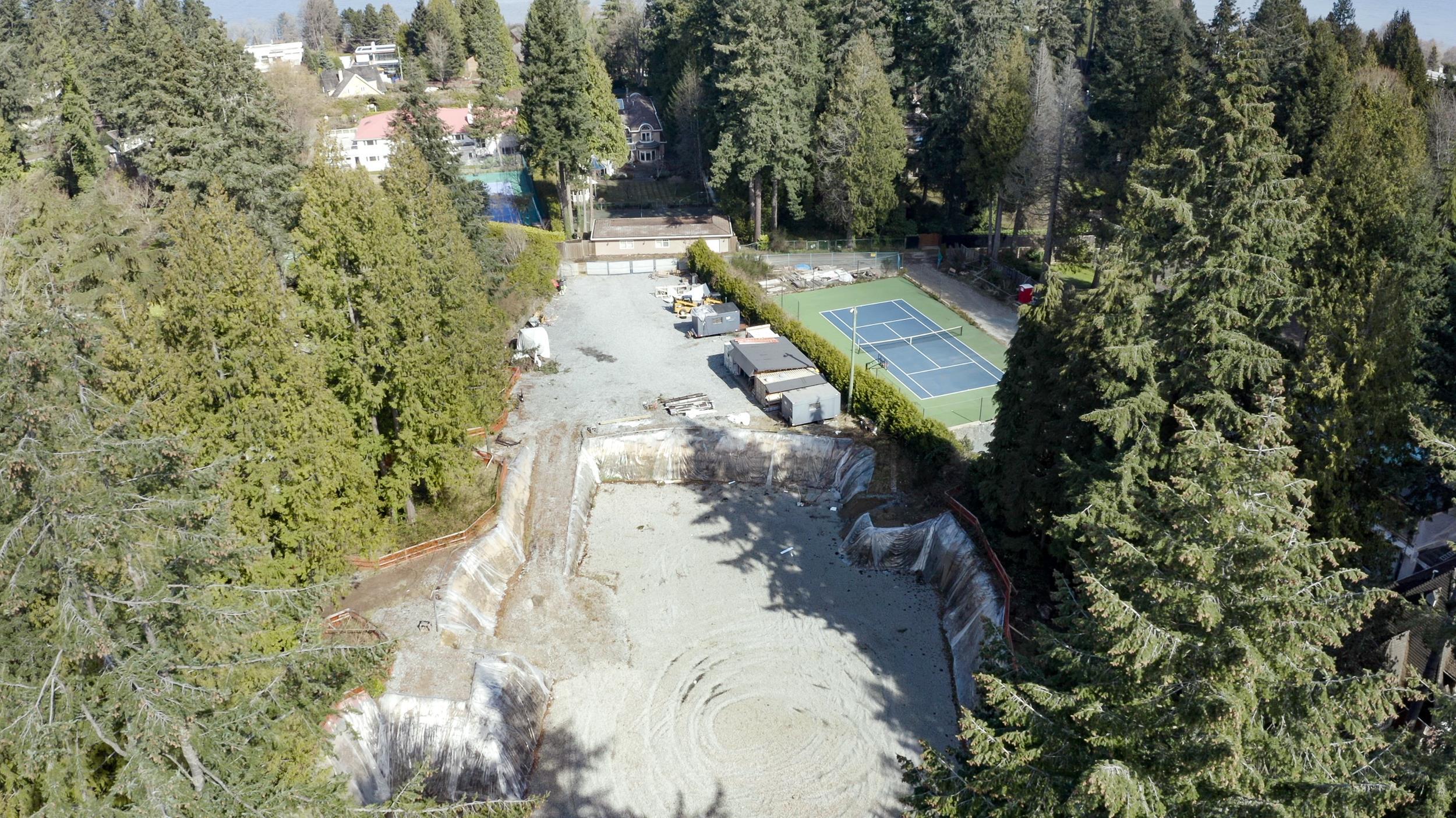 1784 DRUMMOND DRIVE
