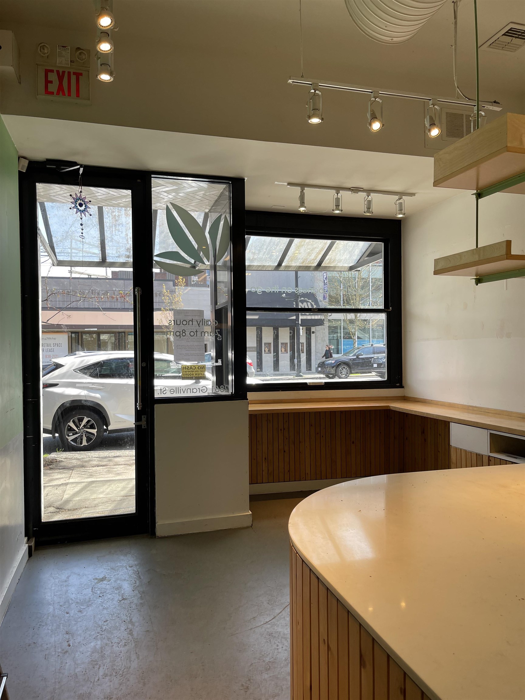 2861 GRANVILLE STREET
