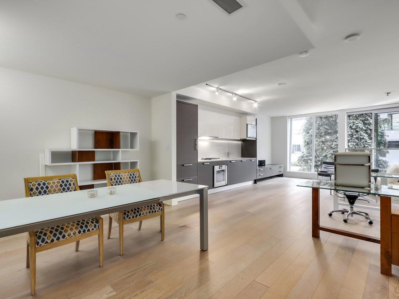 206 1477 W PENDER STREET, #206